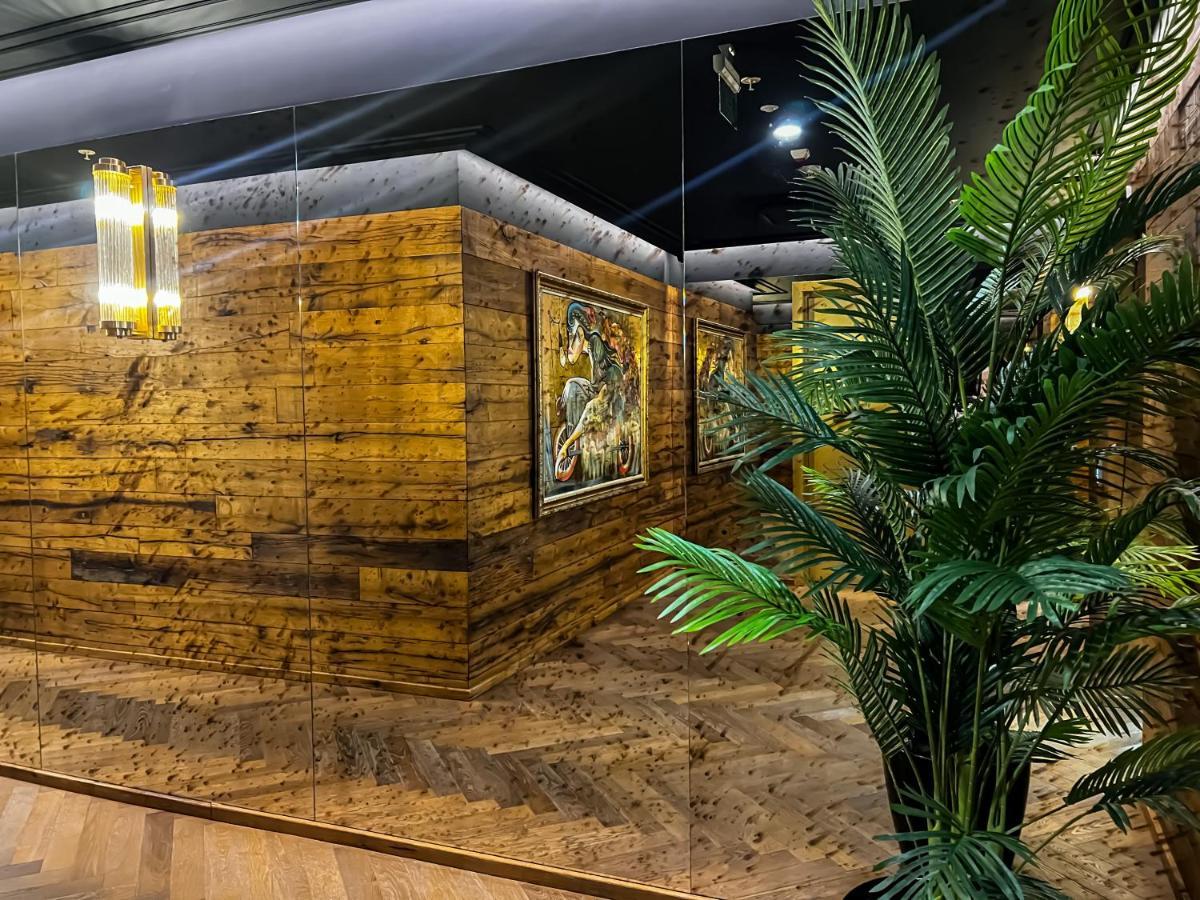 فندق Mandarin Club House باتومي المظهر الخارجي الصورة