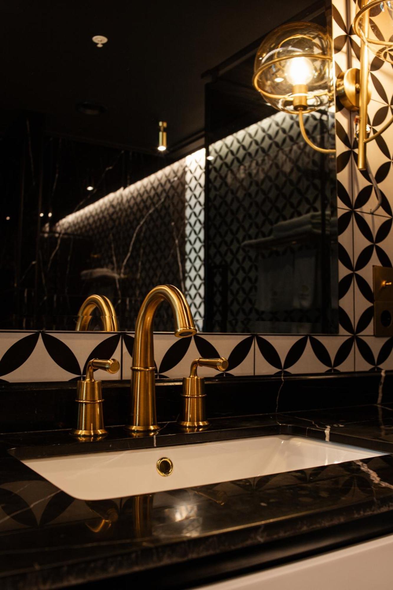 فندق Mandarin Club House باتومي المظهر الخارجي الصورة
