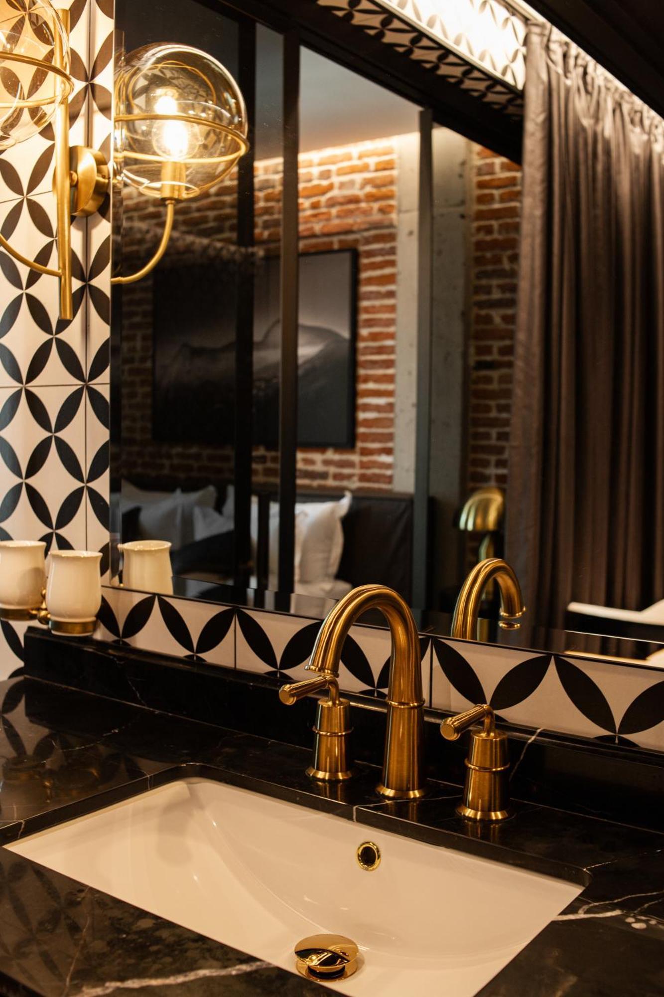 فندق Mandarin Club House باتومي المظهر الخارجي الصورة